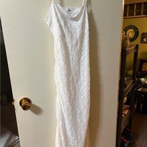 Elegant White Lace Dress